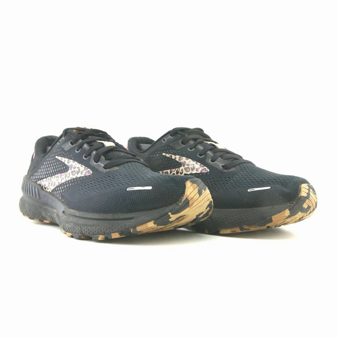BROOKS ADRENALINE GTS 22 Brooks running shoe close-ups