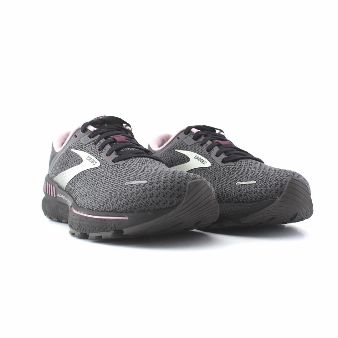 BROOKS ADRENALINE GTS 22 Brooks running shoe close-ups