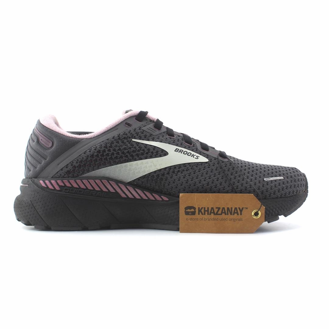 BROOKS ADRENALINE GTS 22 Brooks running shoe close-ups