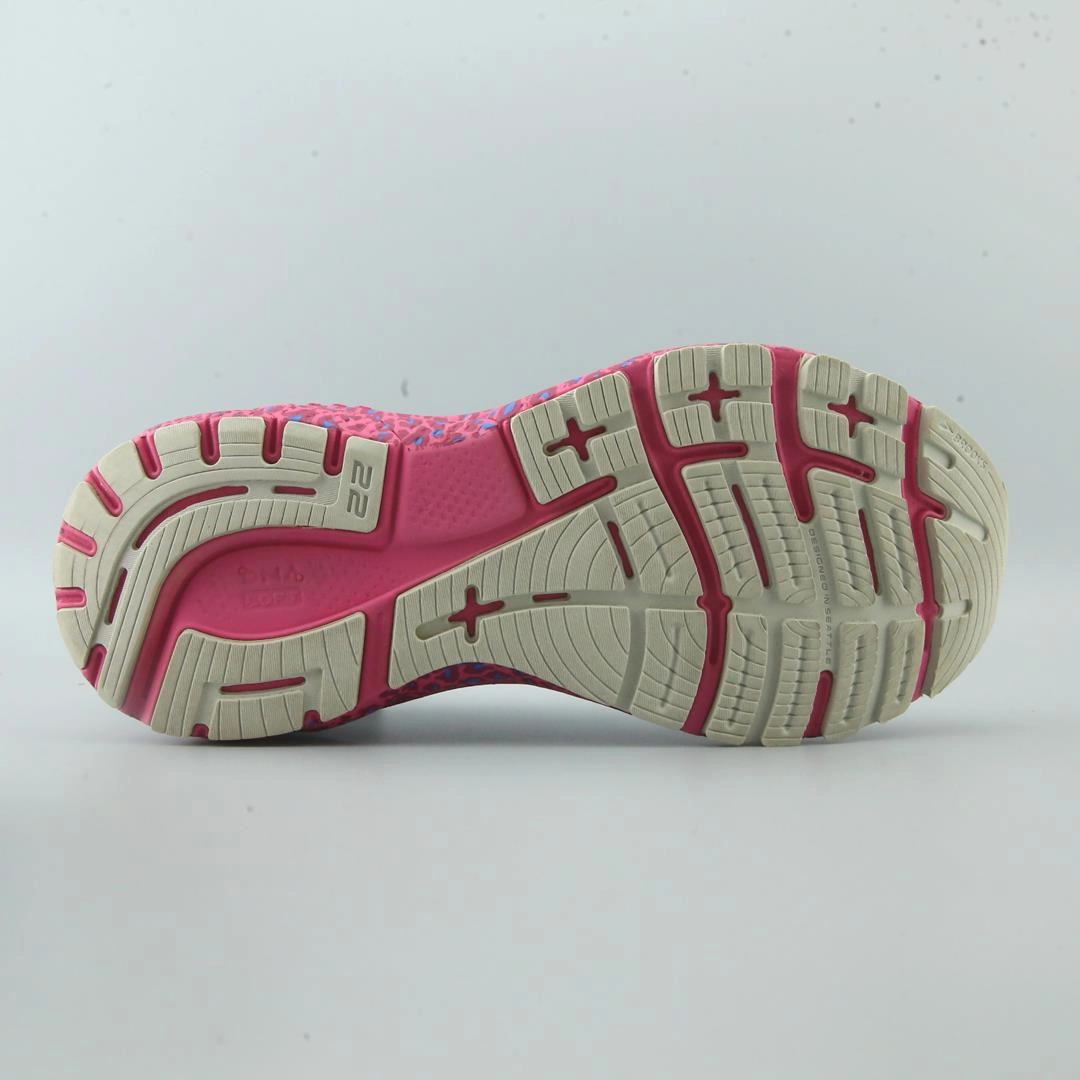 BROOKS ADRENALINE GTS 22 Brooks trainer design images