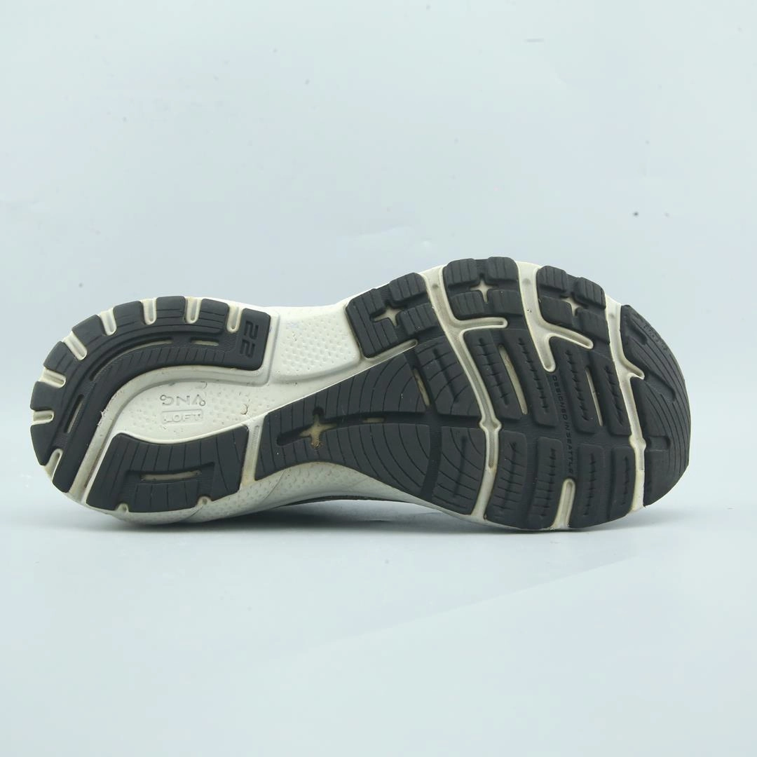 BROOKS ADRENALINE GTS 22 Brooks trainer design images