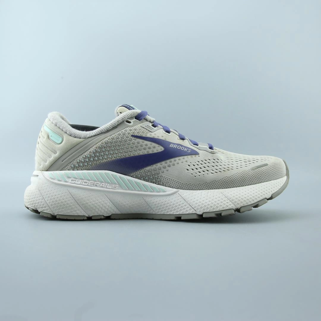 BROOKS ADRENALINE GTS 22 Brooks trainer design images
