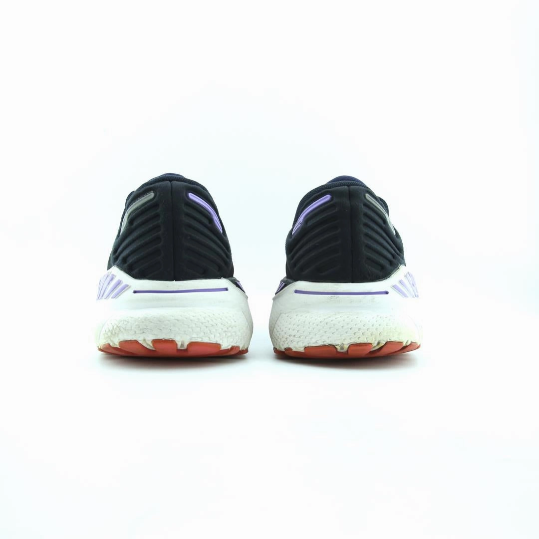 BROOKS ADRENALINE GTS 22 lightweight running shoe photos
