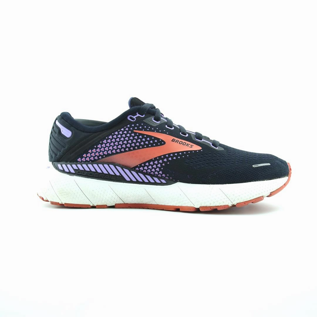 BROOKS ADRENALINE GTS 22 lightweight running shoe photos