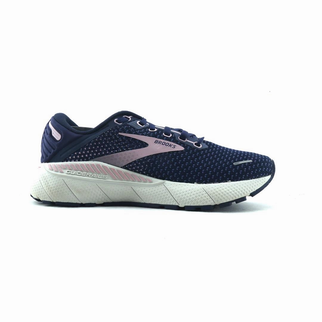 BROOKS ADRENALINE GTS 22 performance running shoe visuals