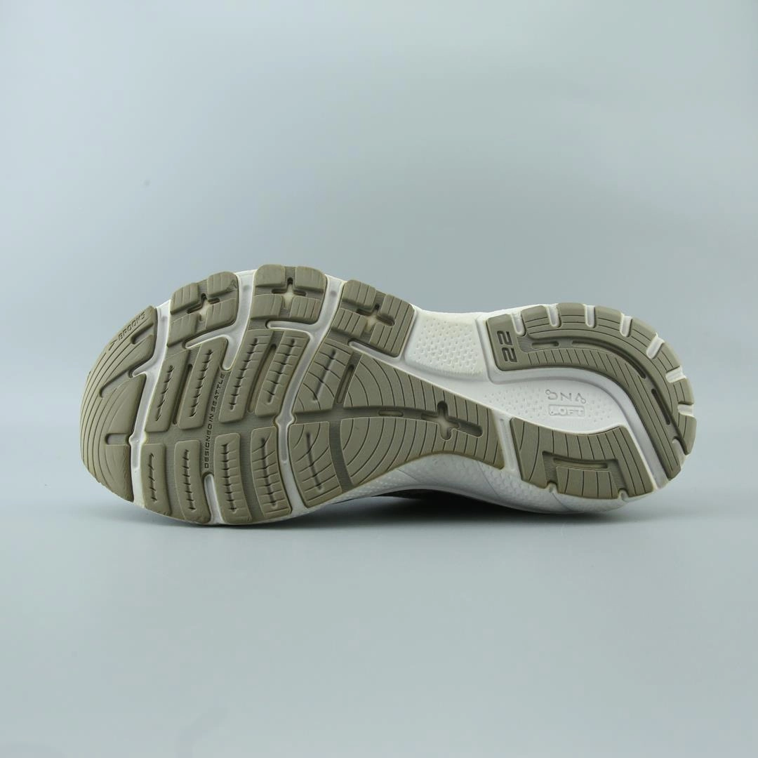 BROOKS ADRENALINE GTS 22 performance running shoe visuals