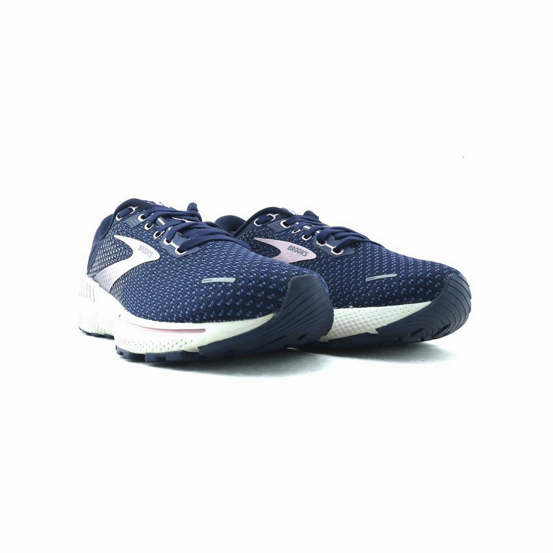 BROOKS ADRENALINE GTS 22 performance running shoe visuals