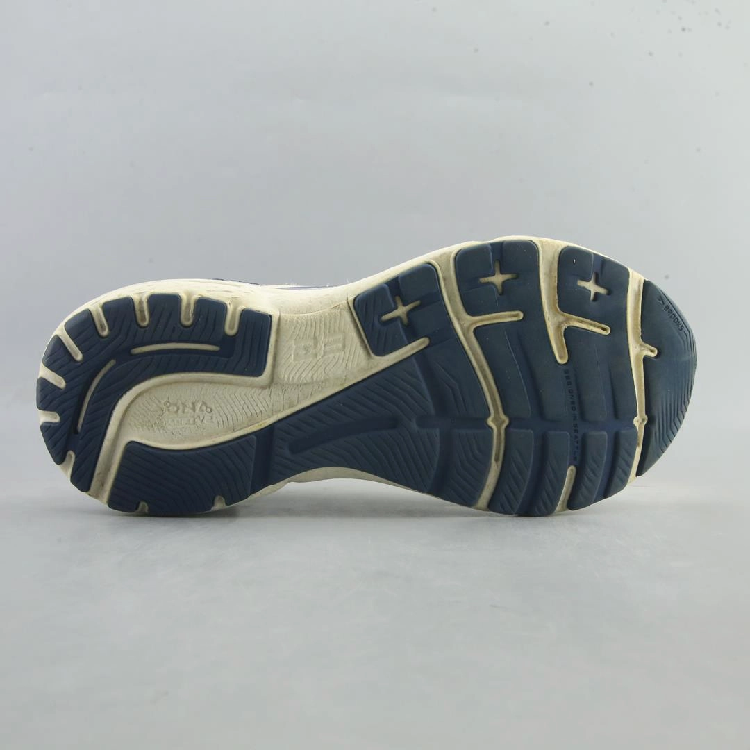 BROOKS ADRENALINE GTS 23 athletic Brooks shoe snapshots