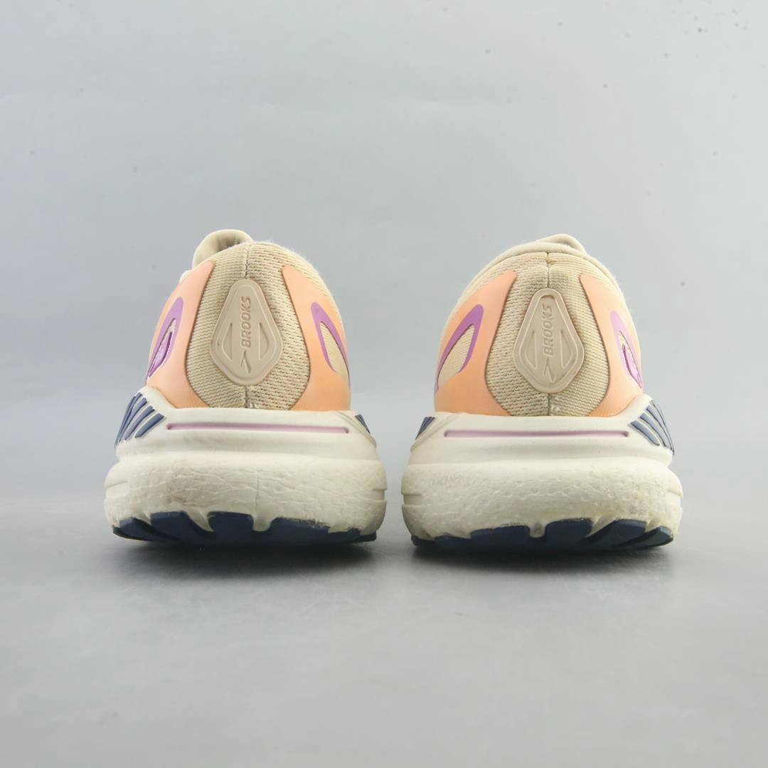 BROOKS ADRENALINE GTS 23 athletic Brooks shoe snapshots