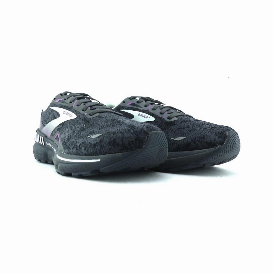 BROOKS ADRENALINE GTS 23 Brooks trainer design images