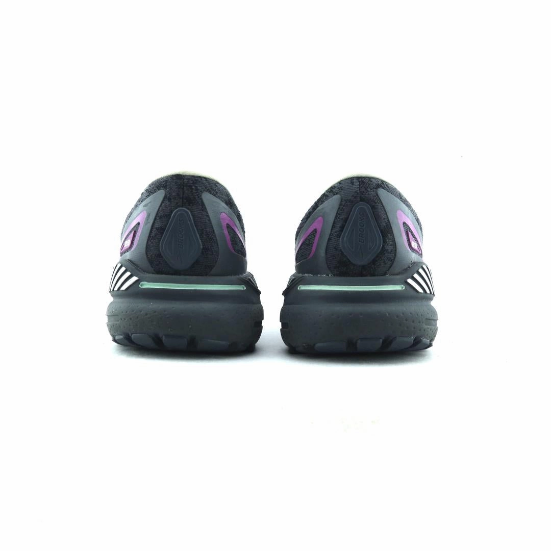 BROOKS ADRENALINE GTS 23 Brooks trainer design images