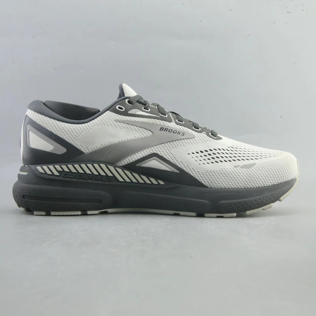 BROOKS ADRENALINE GTS 23 lightweight running shoe photos
