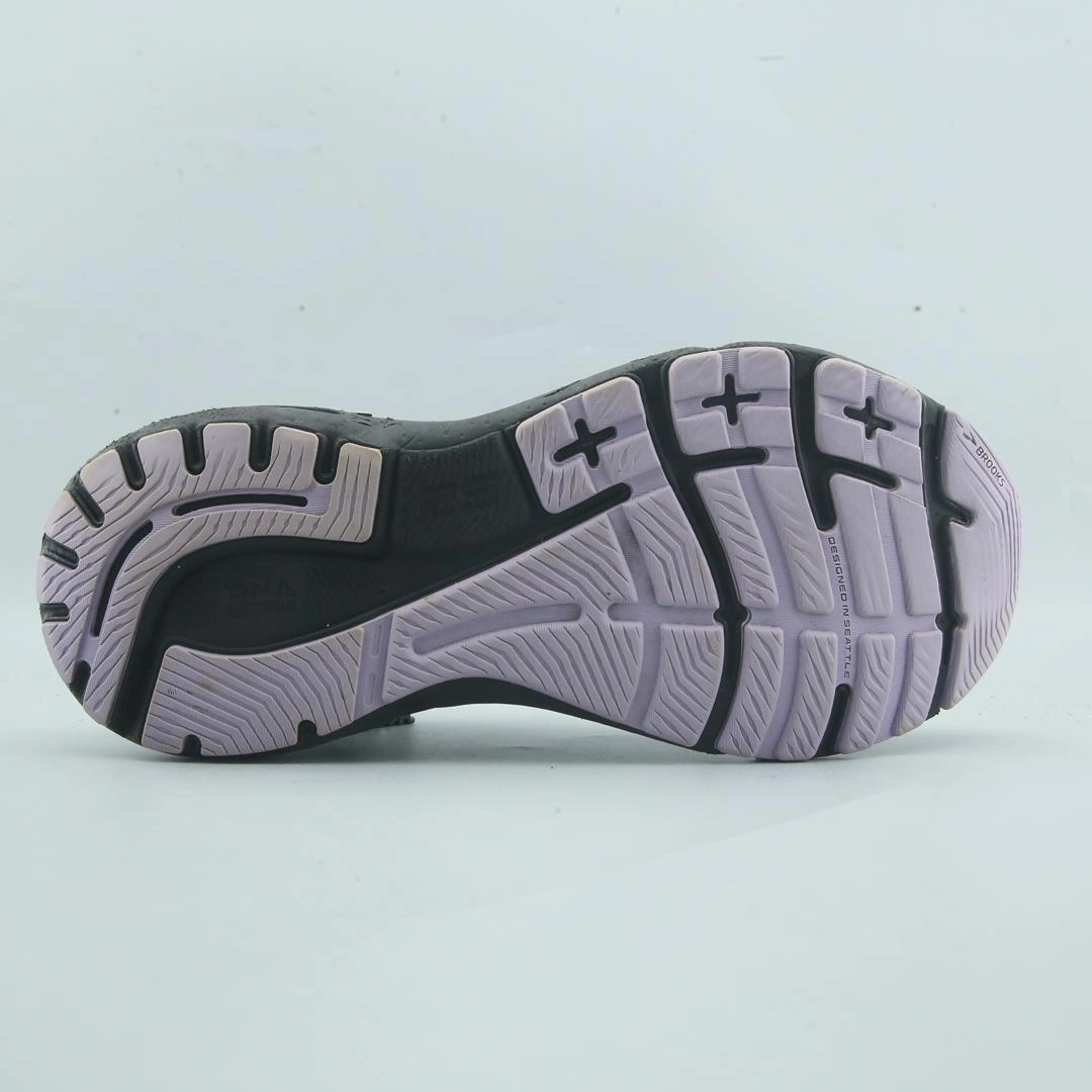BROOKS ADRENALINE GTS 23 lightweight running shoe photos