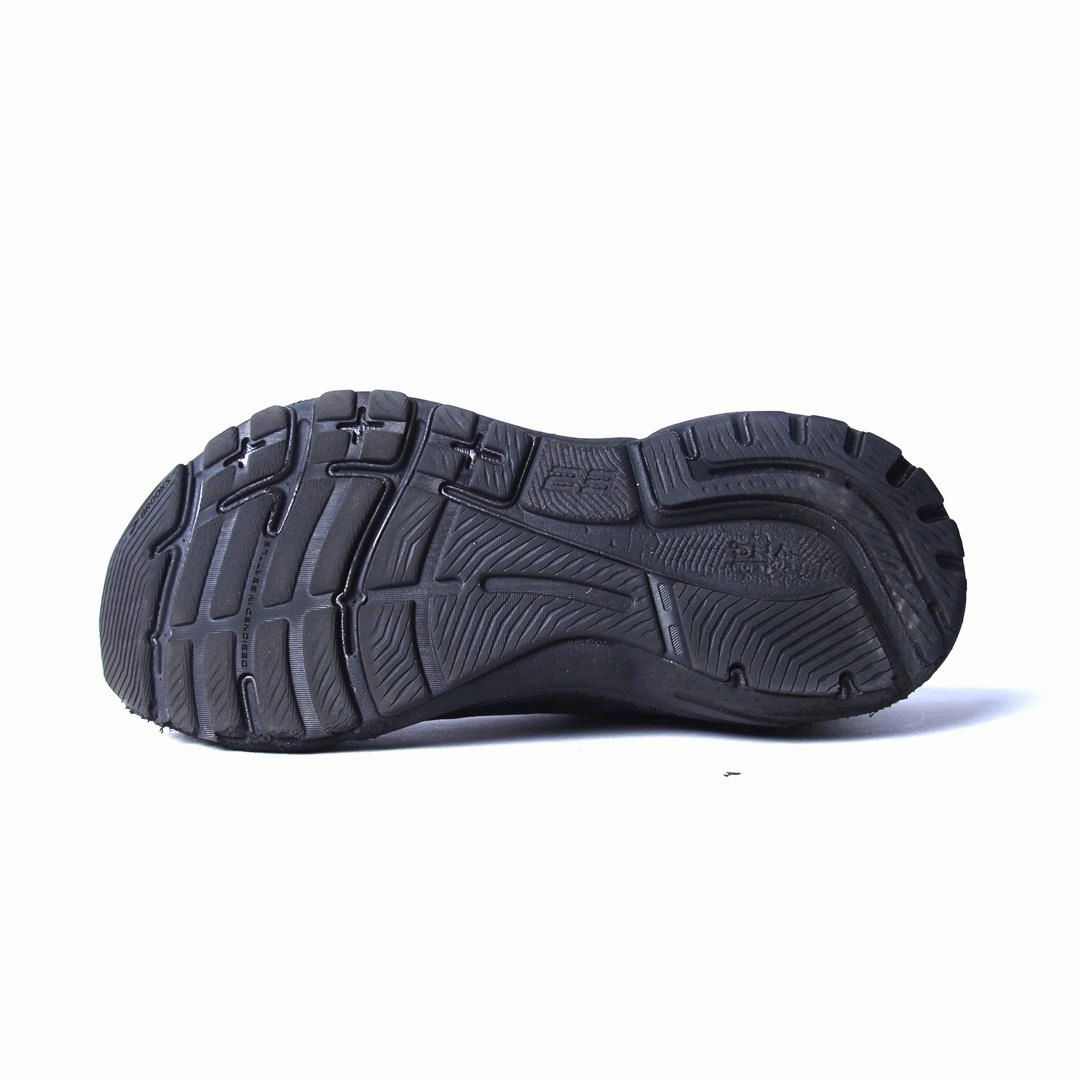 BROOKS ADRENALINE GTS 23 performance running shoe visuals