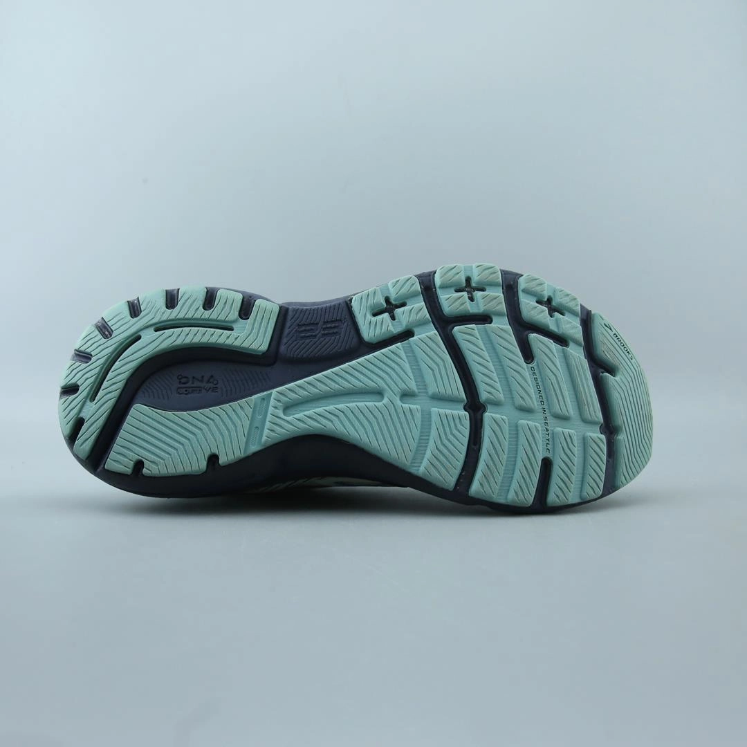 BROOKS ADRENALINE GTS 23 performance running shoe visuals