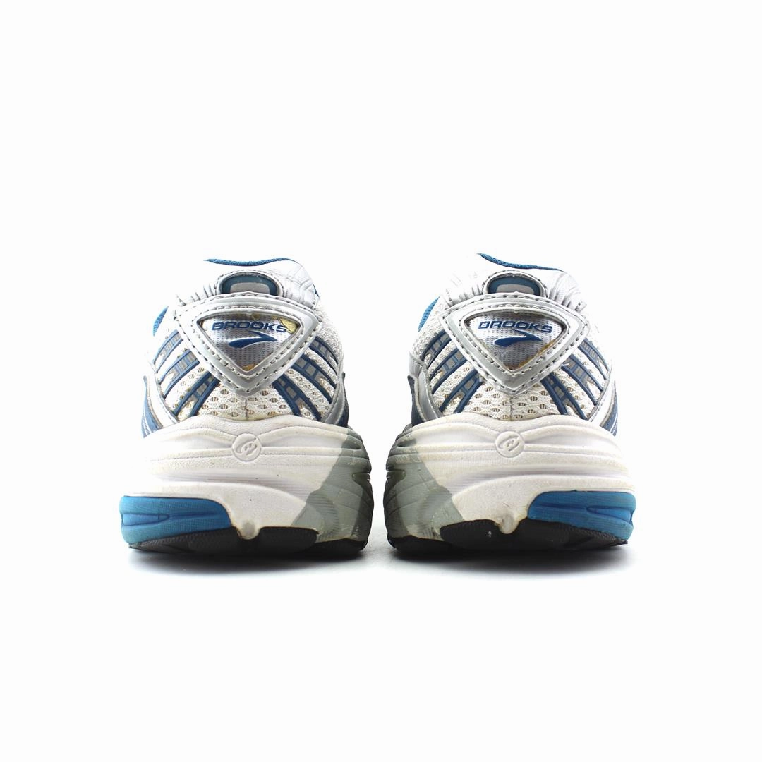 BROOKS ADRENALINE GTS 9 Brooks running shoe close-ups