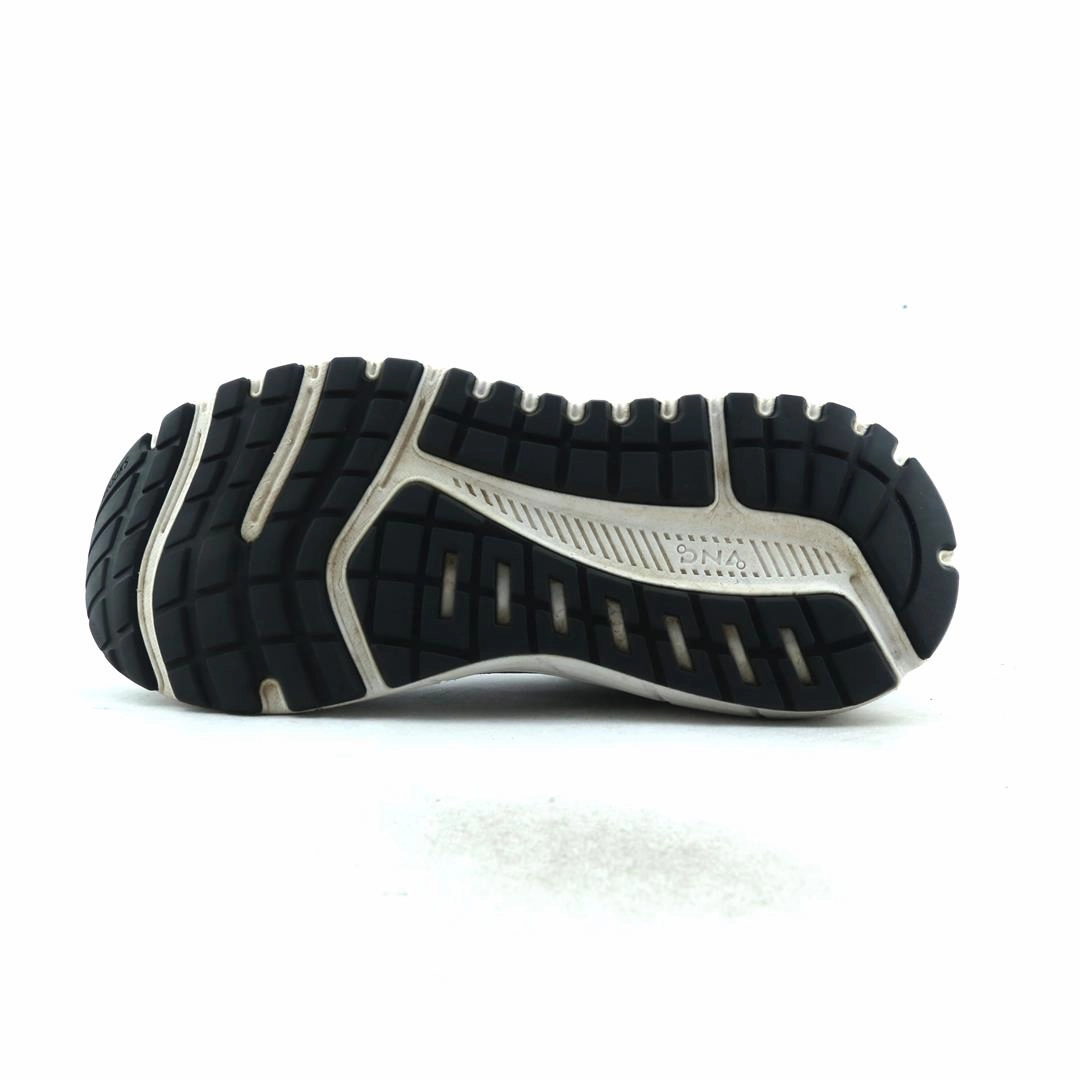 BROOKS ARIEL 20 Brooks trainer design images