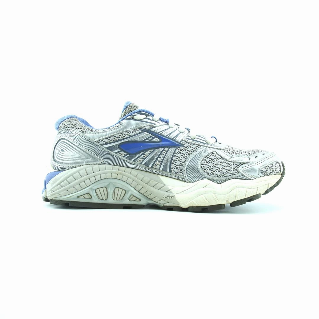 BROOKS ARIEL '12 Brooks trainer design images