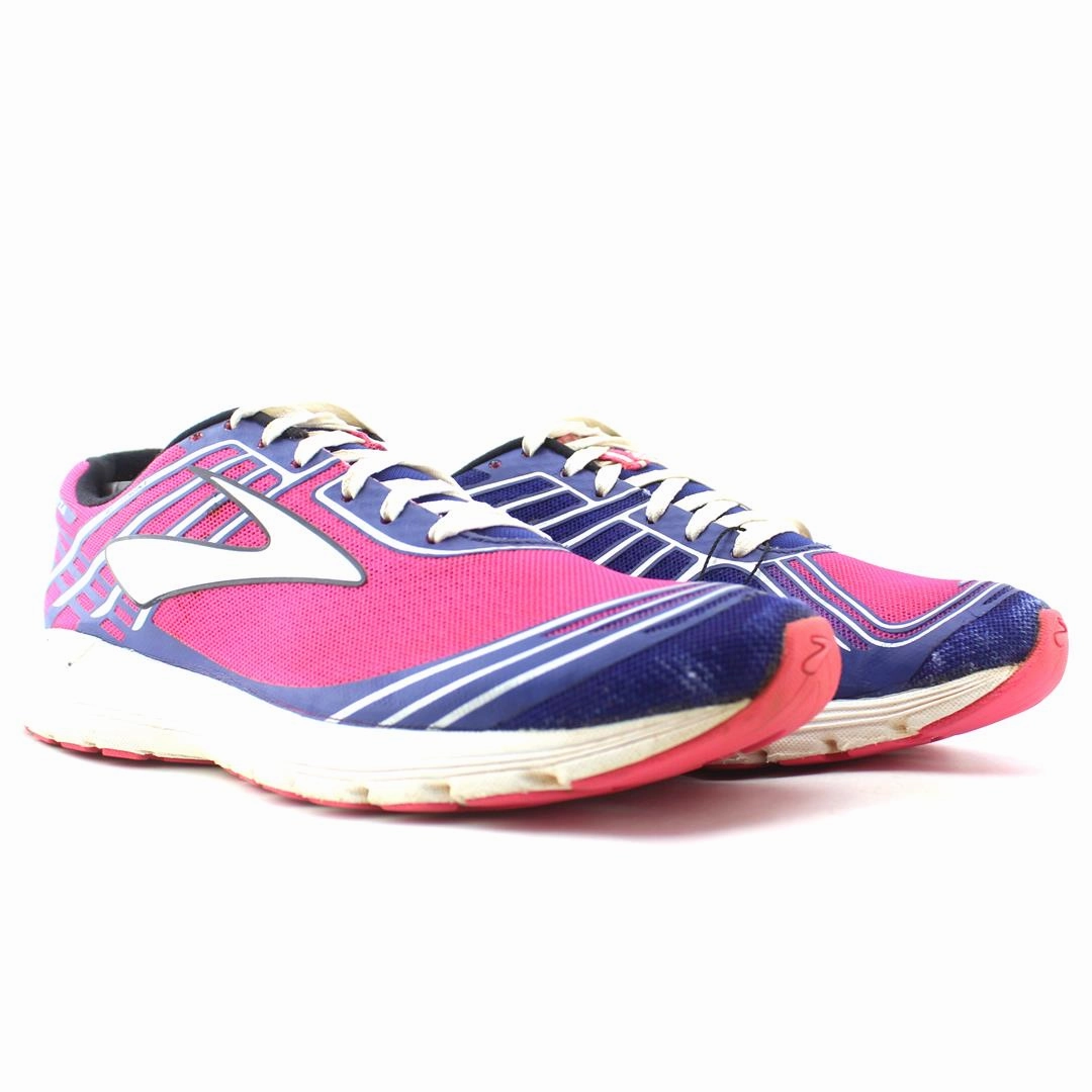 BROOKS ASTERIA Brooks running footwear shots