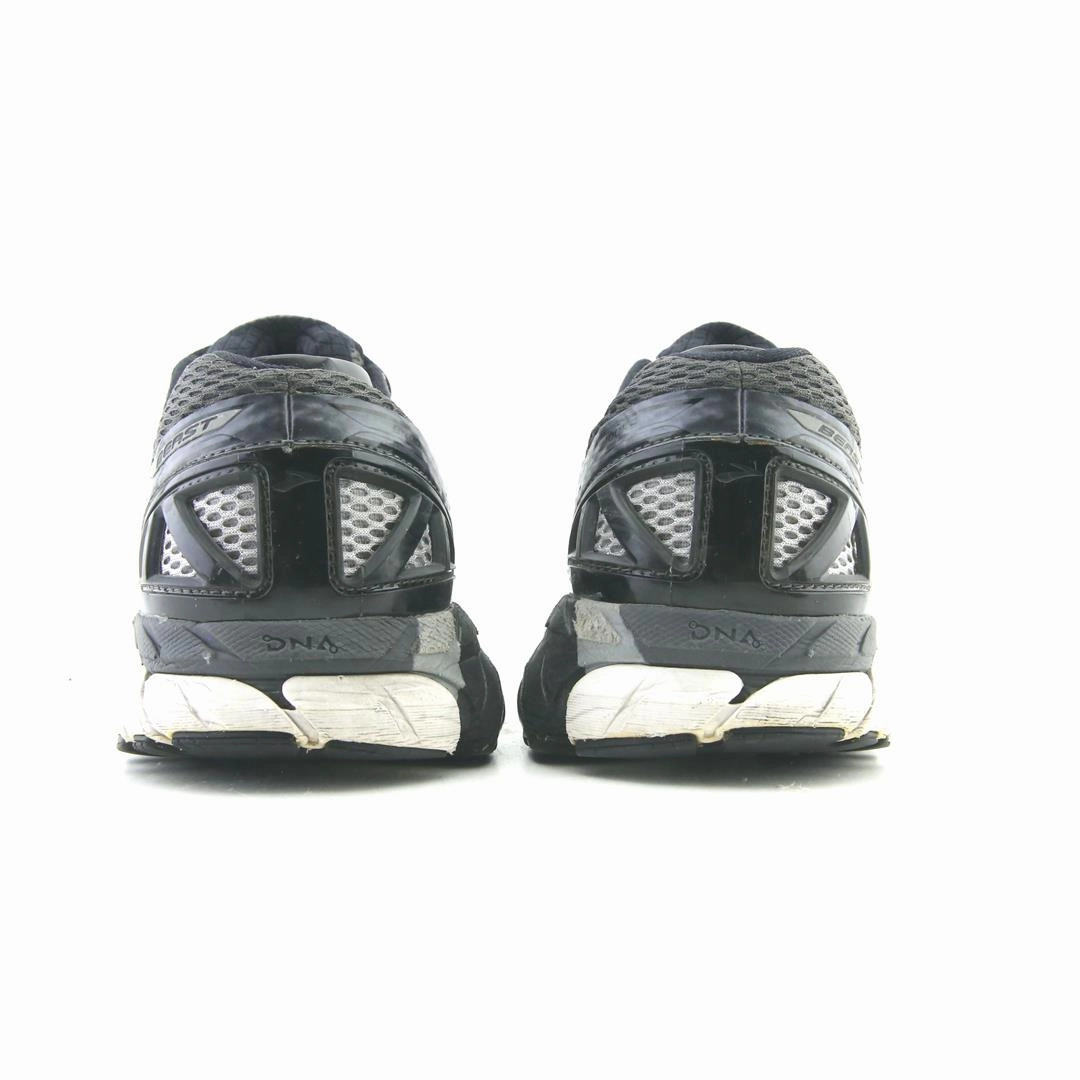 BROOKS BEAST 16 Brooks trainer design images