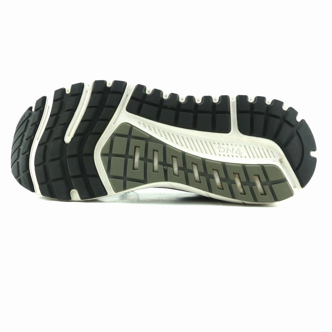 BROOKS BEAST 20 athletic Brooks shoe snapshots