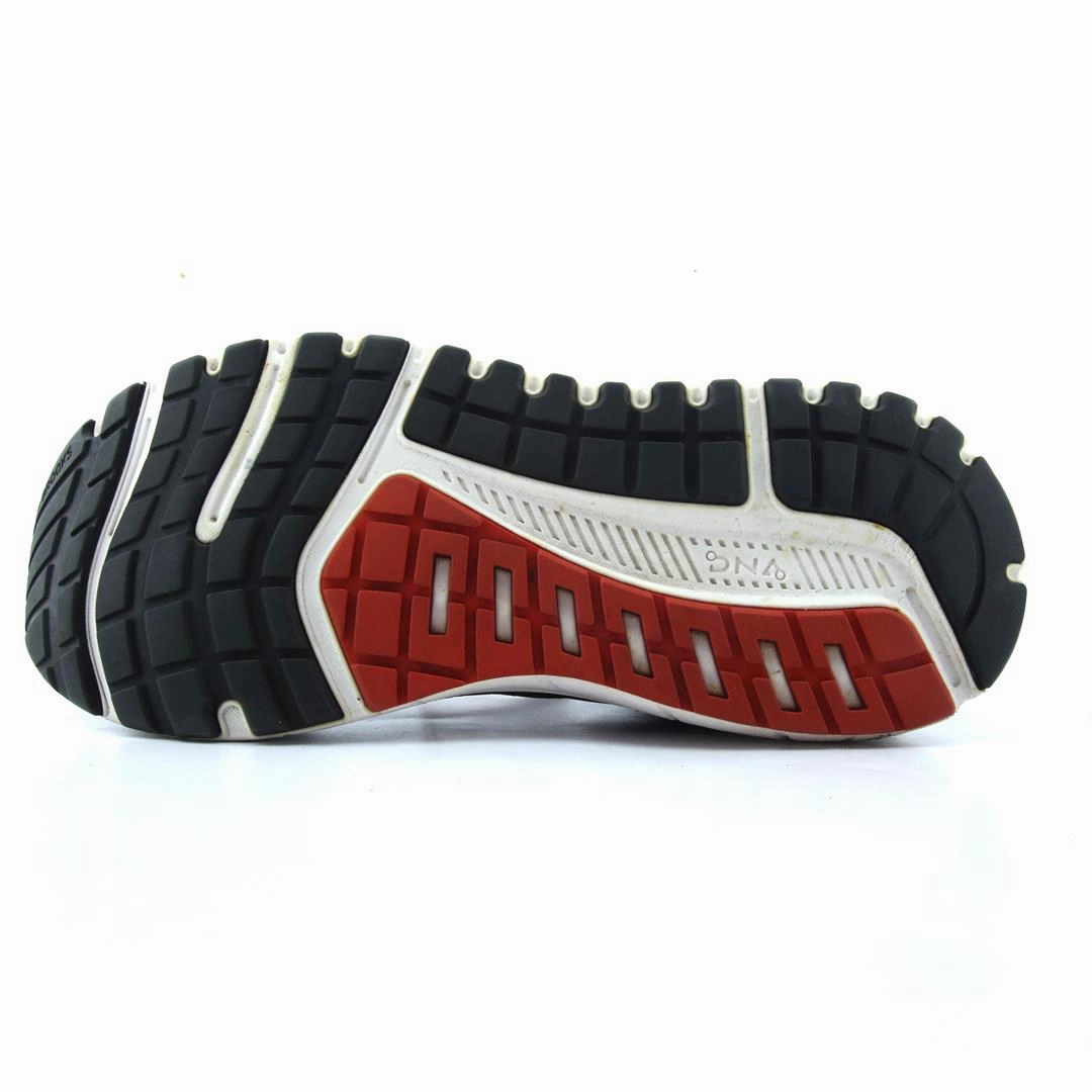 BROOKS BEAST 20 athletic Brooks shoe snapshots