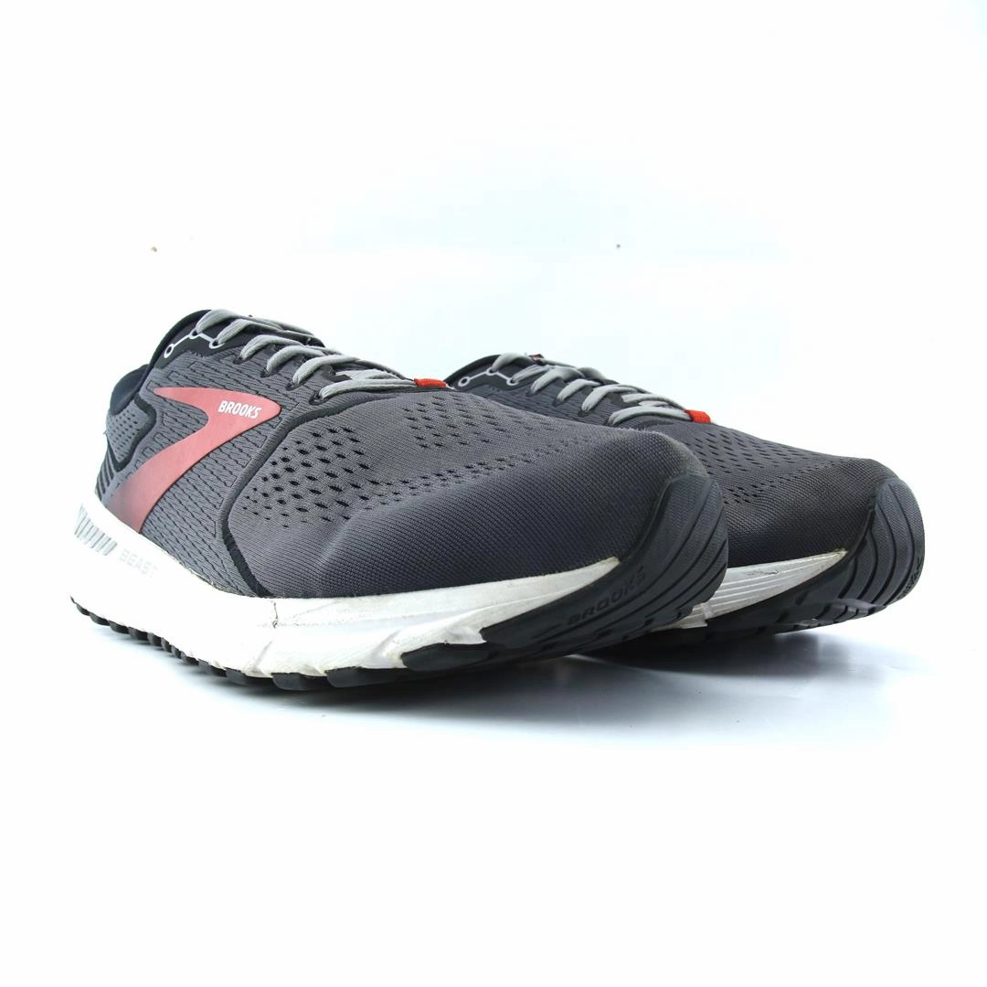 BROOKS BEAST 20 athletic Brooks shoe snapshots