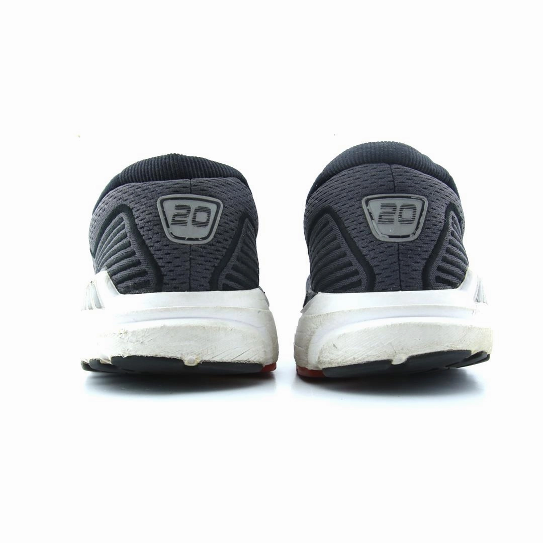 BROOKS BEAST 20 athletic Brooks shoe snapshots