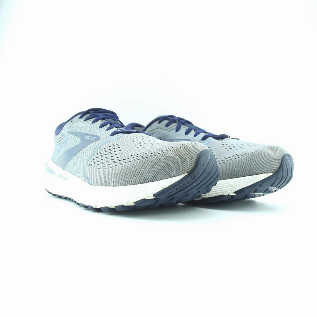BROOKS BEAST 20 Brooks trainer design images
