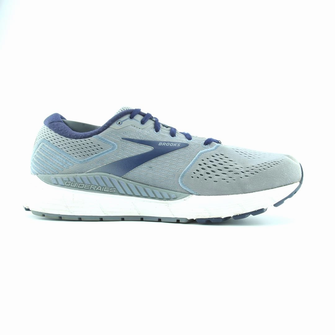 BROOKS BEAST 20 Brooks trainer design images