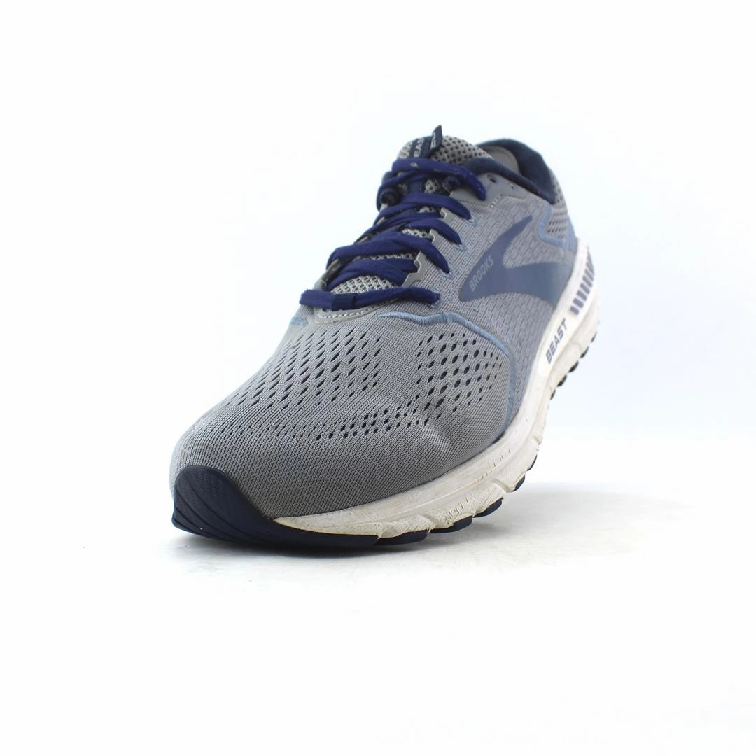 BROOKS BEAST '20 Brooks running footwear shots