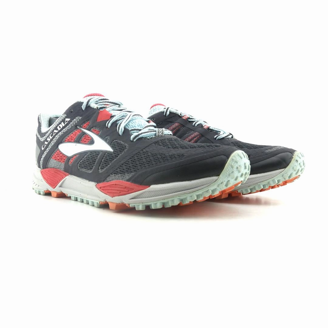 BROOKS CASCADIA 11 athletic Brooks shoe snapshots