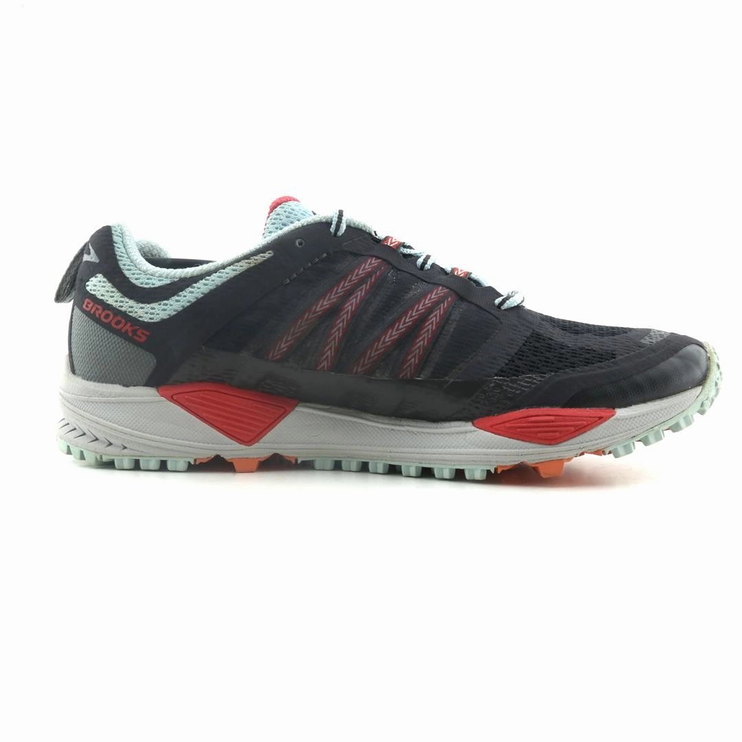 BROOKS CASCADIA 11 athletic Brooks shoe snapshots