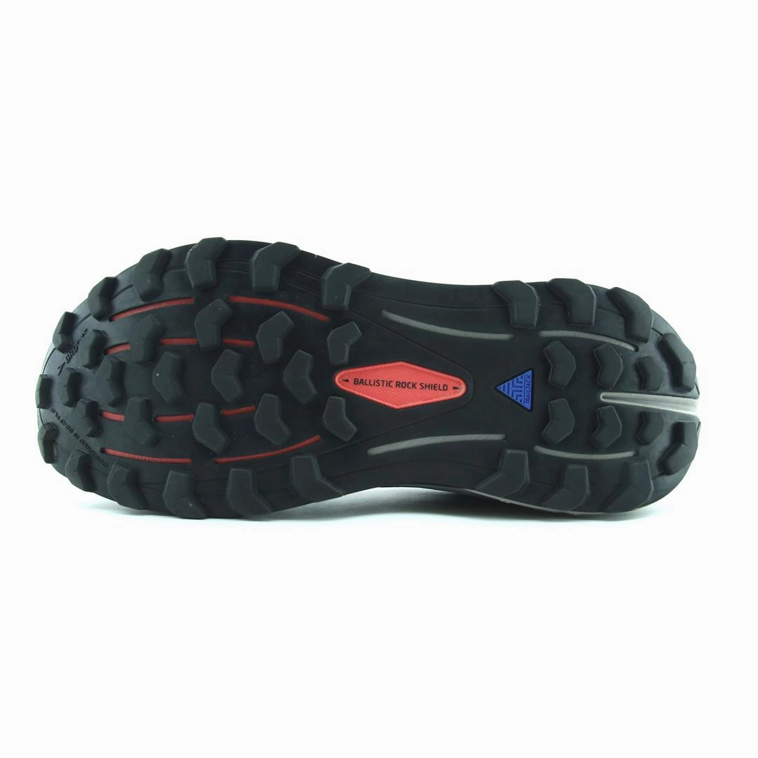 BROOKS CASCADIA 16 lightweight running shoe photos