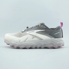 BROOKS CASCADIA 17 Brooks responsive running footwear