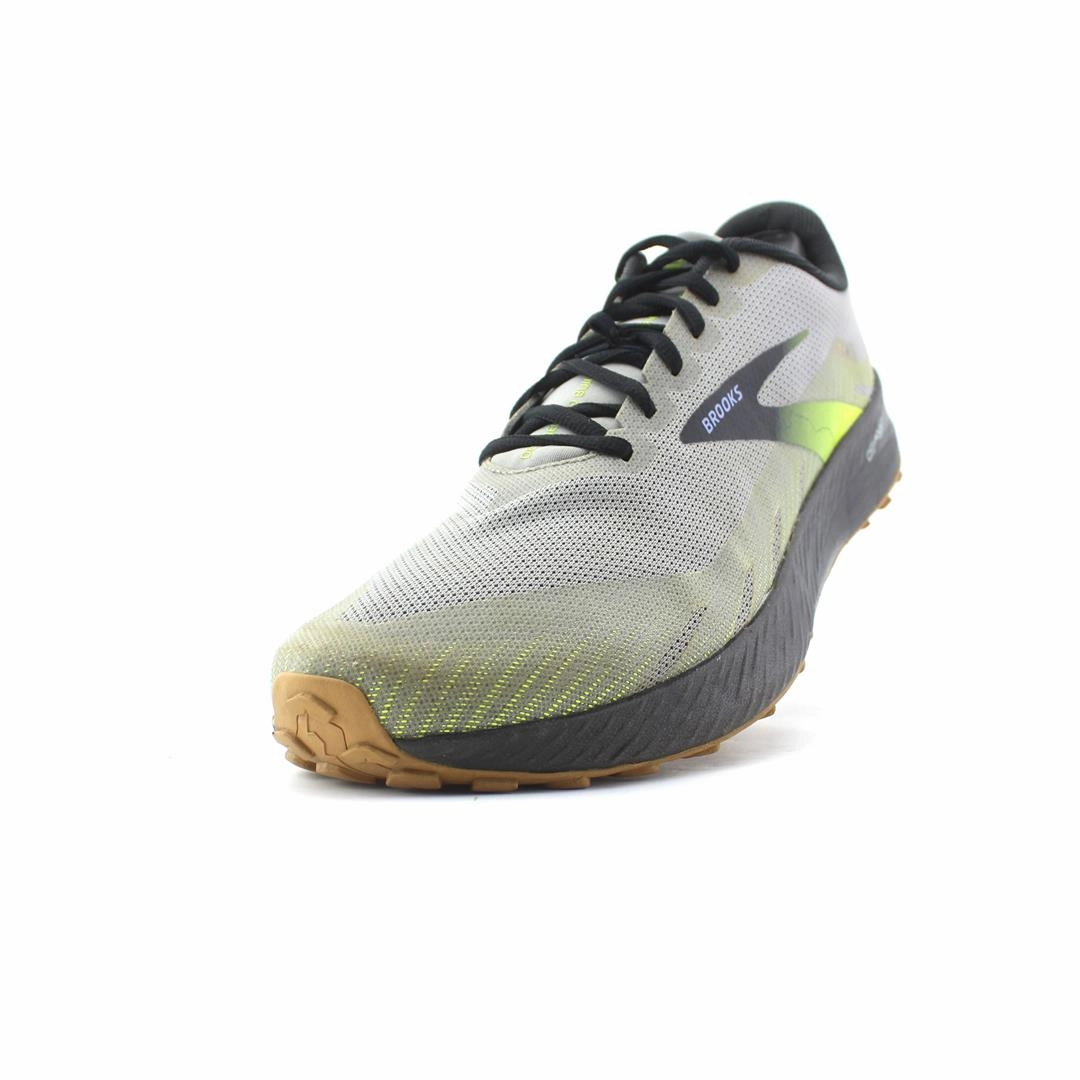 BROOKS CATAMOUNT Brooks running footwear shots