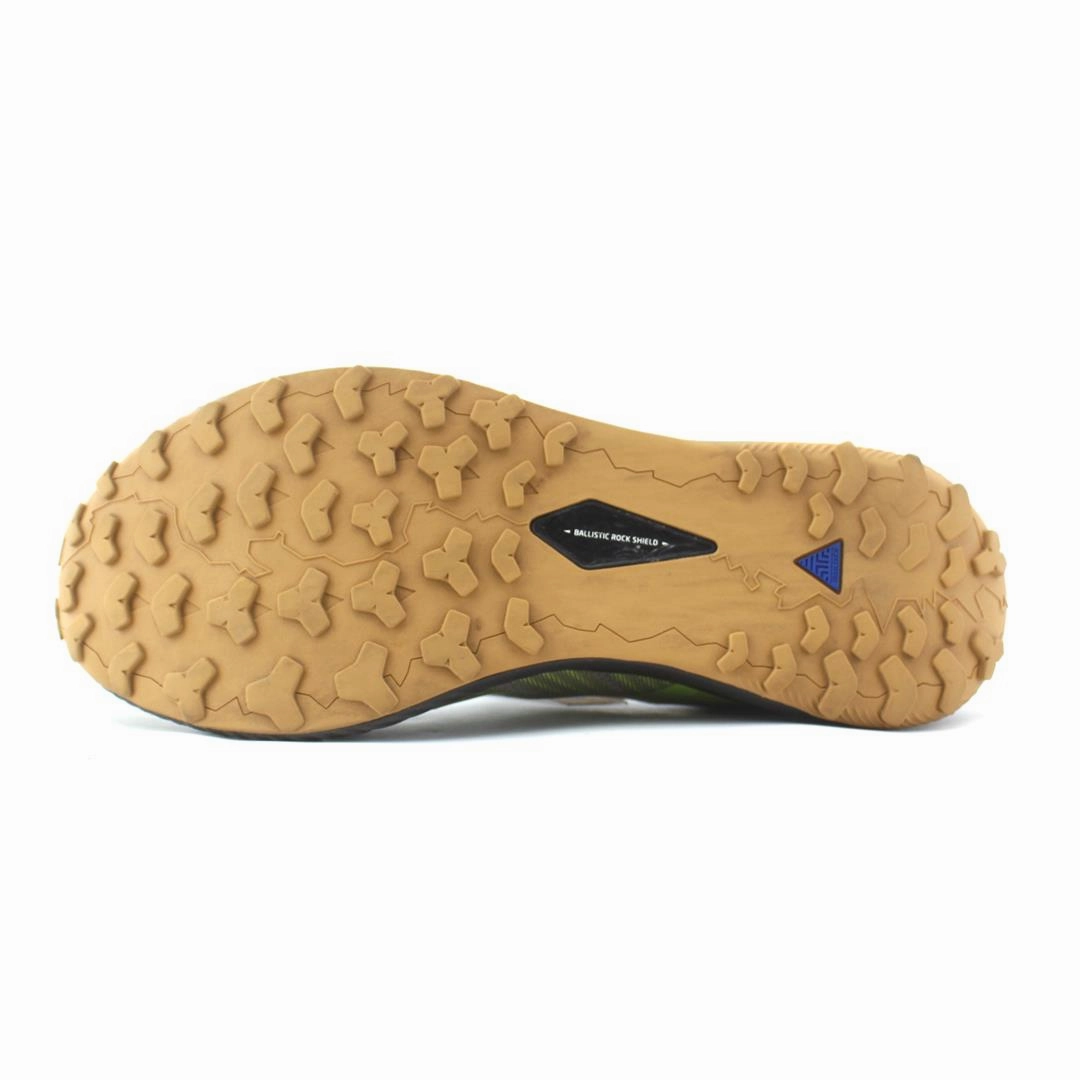 BROOKS CATAMOUNT Brooks running footwear shots