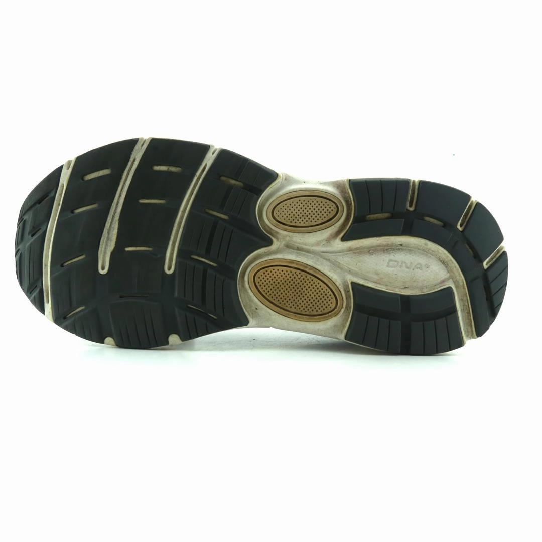BROOKS DYAD 11 athletic Brooks shoe snapshots