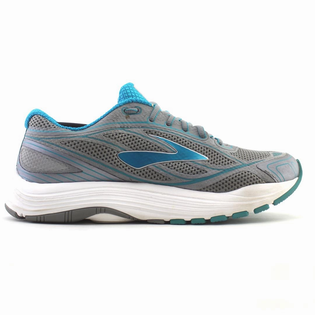 BROOKS DYAD 9 Brooks running shoe close-ups