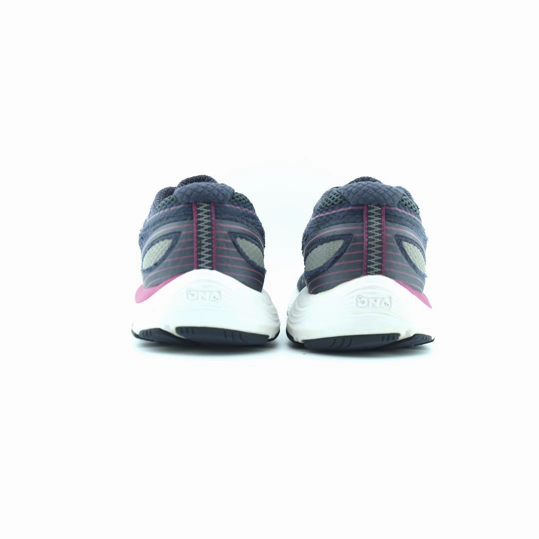 BROOKS DYAD 9 Brooks trainer design images