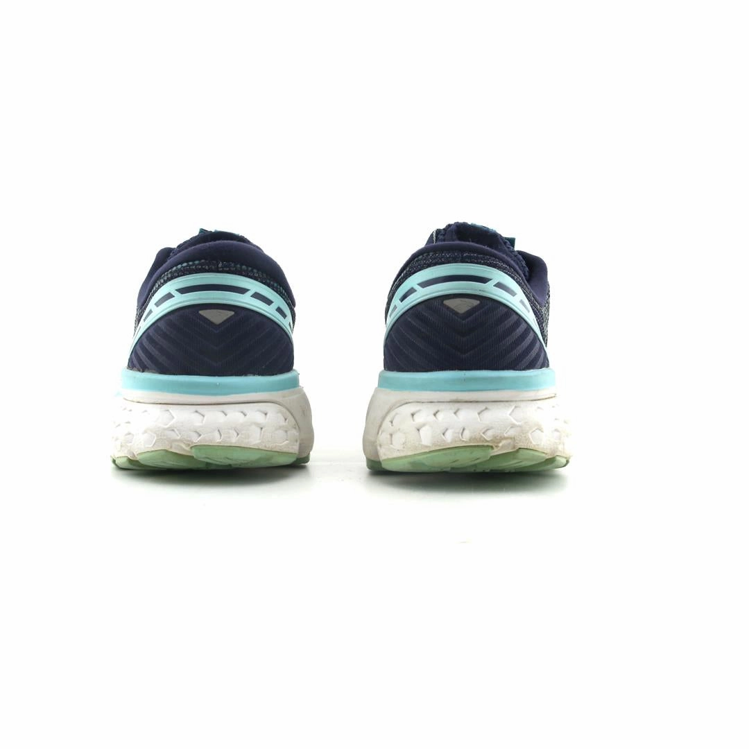 BROOKS GHOST 11 Brooks running shoe close-ups