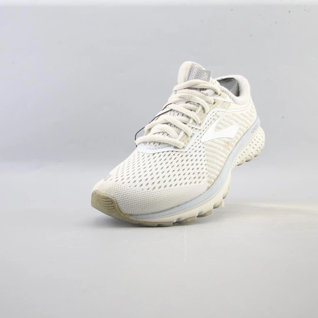 BROOKS GHOST 12 Brooks running footwear shots