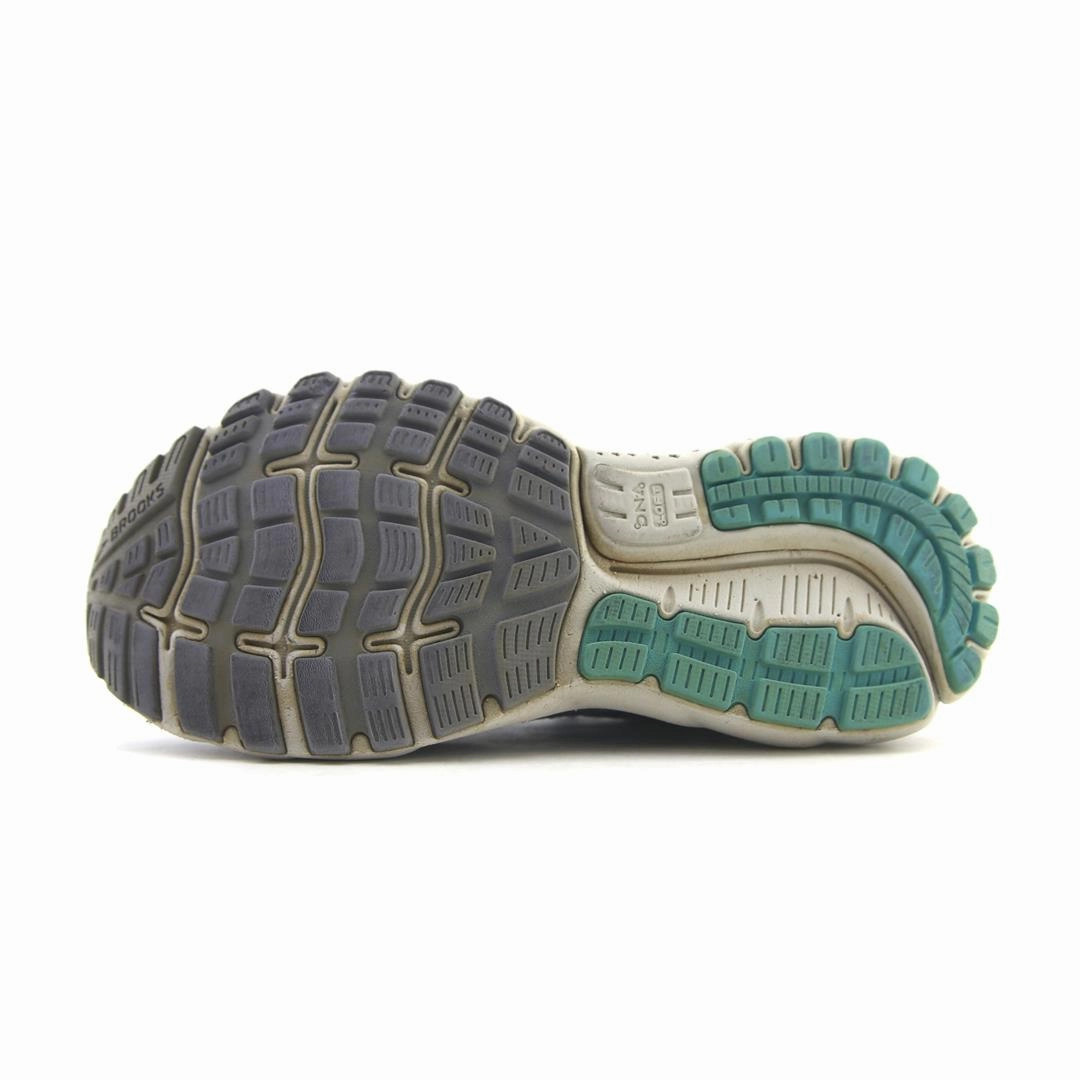BROOKS GHOST 12 Brooks running footwear shots