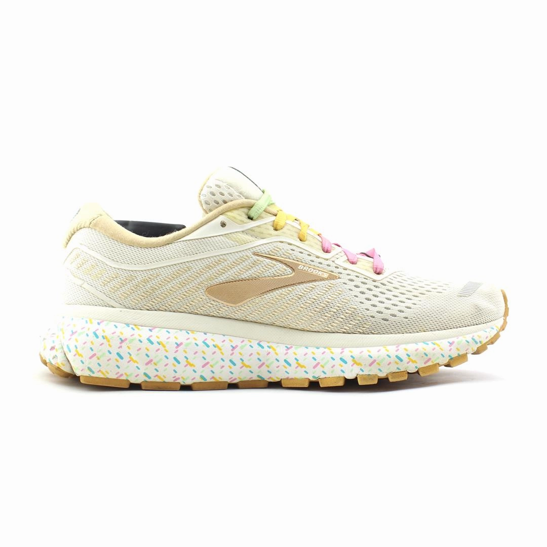 BROOKS GHOST 12 Brooks running footwear shots