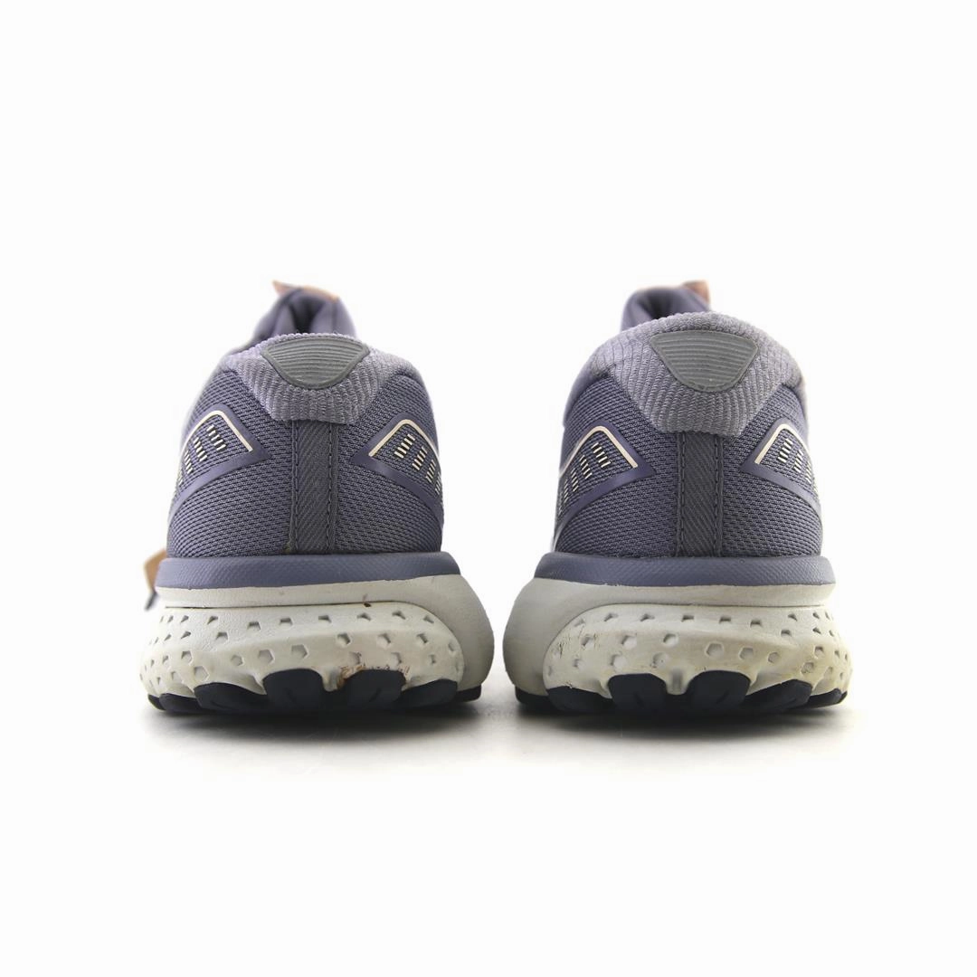 BROOKS GHOST 12 Brooks running footwear shots
