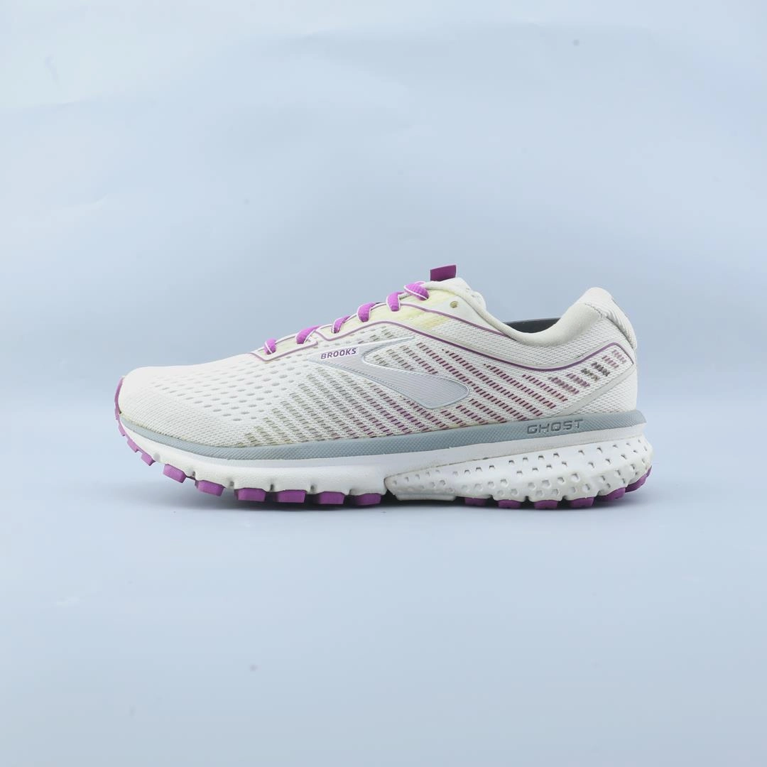 BROOKS GHOST 12 Brooks responsive running footwear