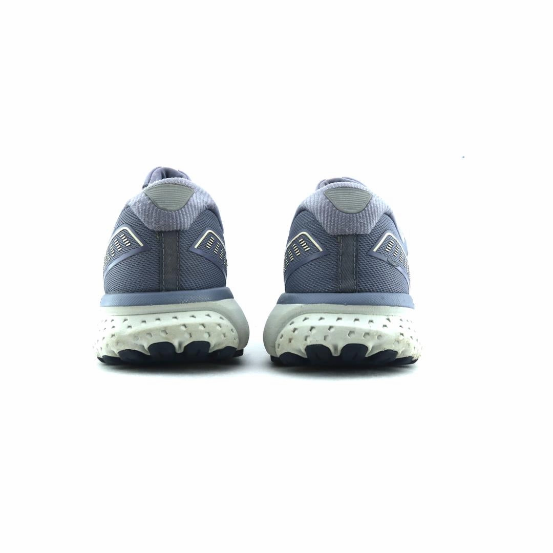 BROOKS GHOST 12 performance running shoe visuals