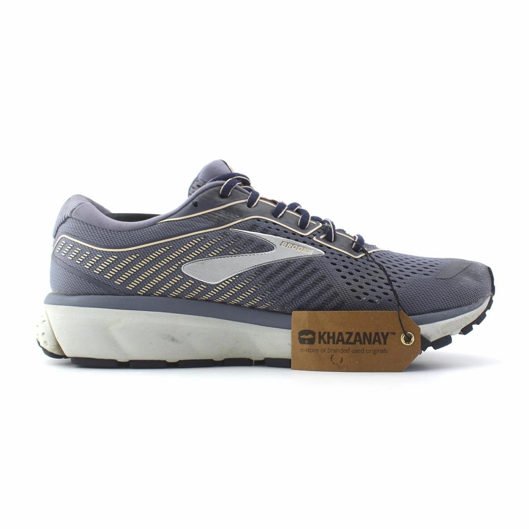 BROOKS GHOST 12 performance running shoe visuals