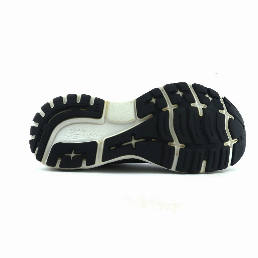 BROOKS GHOST 12 performance running shoe visuals