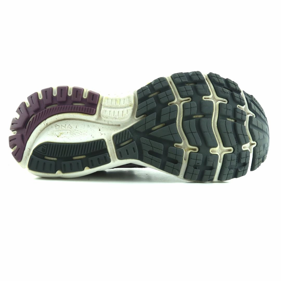 BROOKS GHOST 13 athletic Brooks shoe snapshots